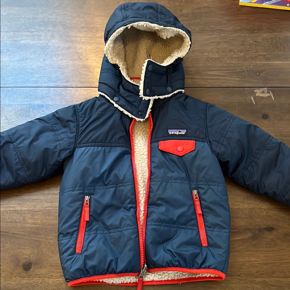 Patagonia Reversible Tribbles (size 4T) hooded jacket Stone Blue